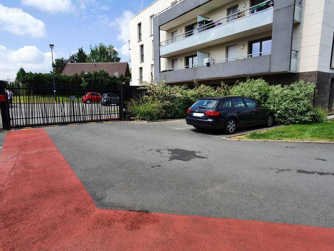 Parking à RONCHIN
