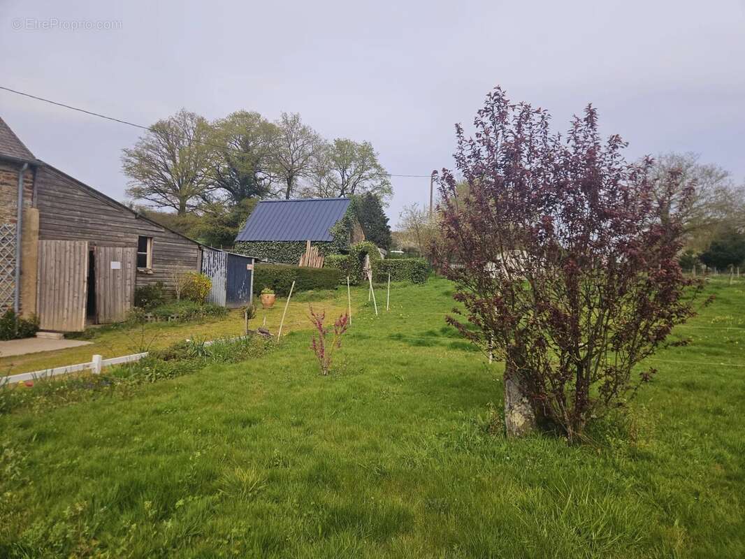 Maison à COMBLESSAC