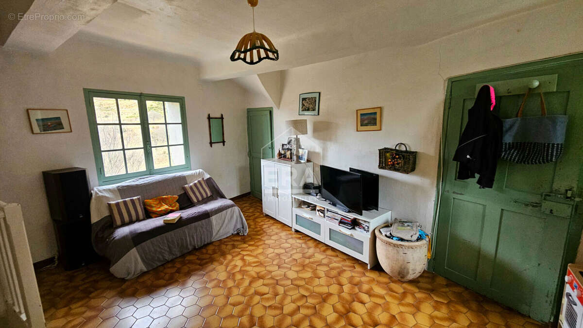 Maison à COURSEGOULES