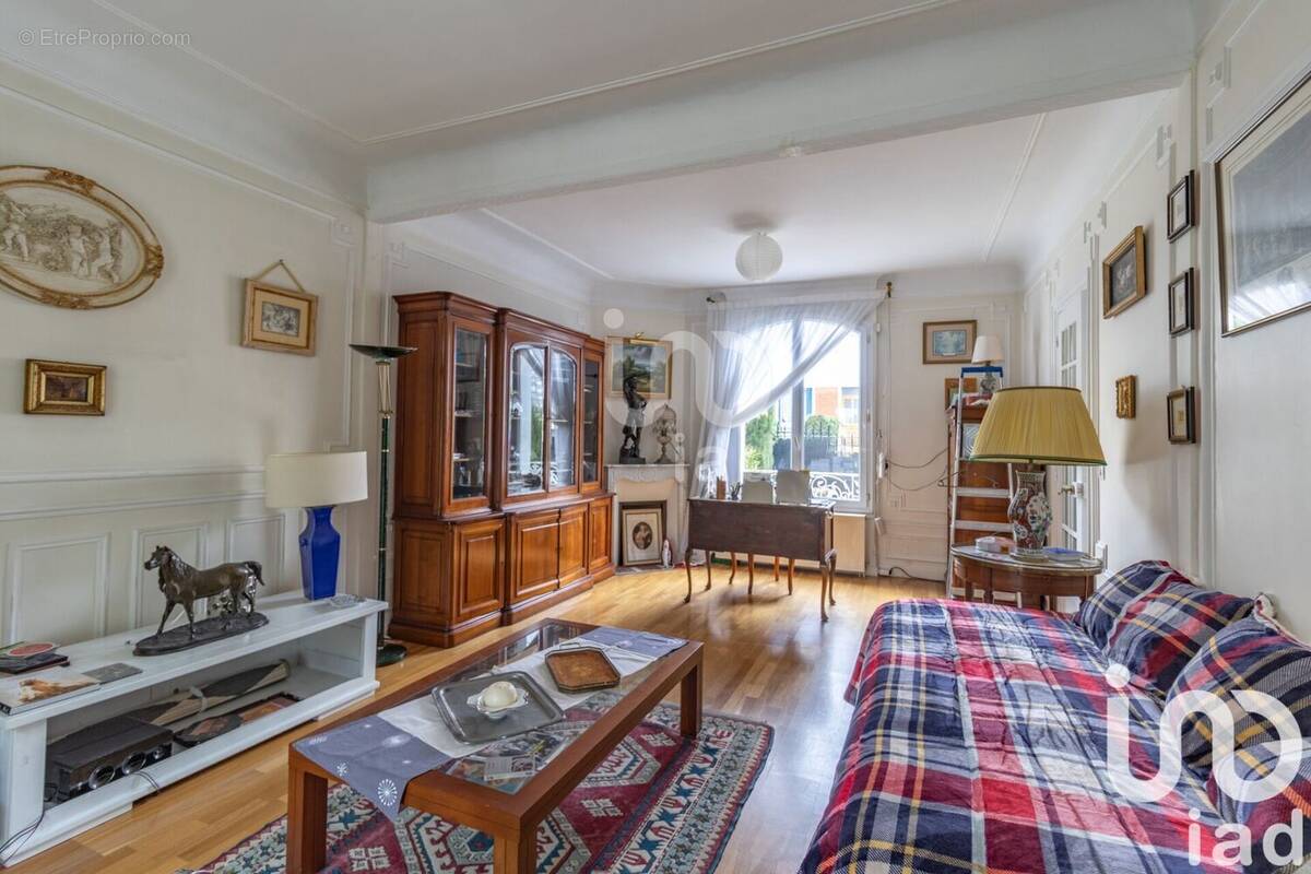 Photo 1 - Maison à NANTERRE