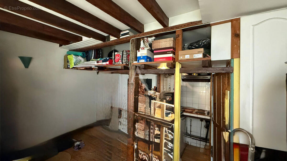 Appartement à PARIS-20E