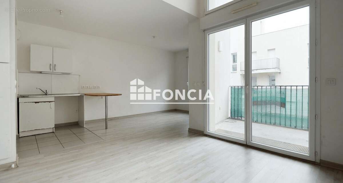 Appartement à RIS-ORANGIS