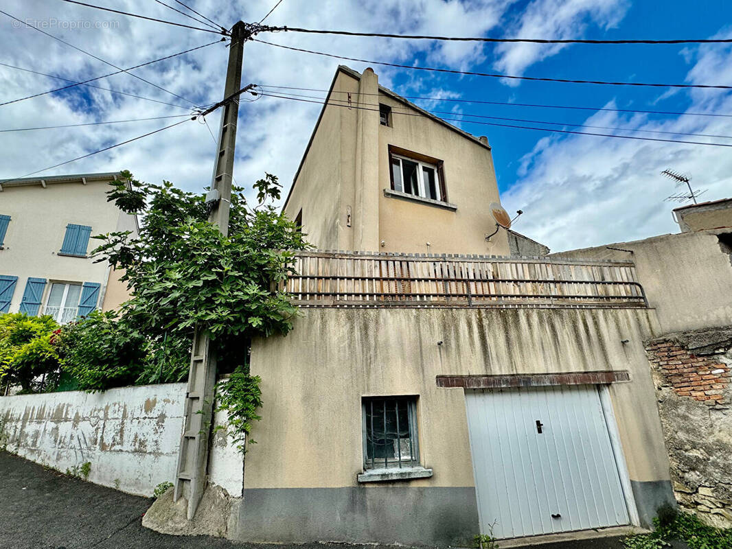 Maison à PONT-DU-CHATEAU