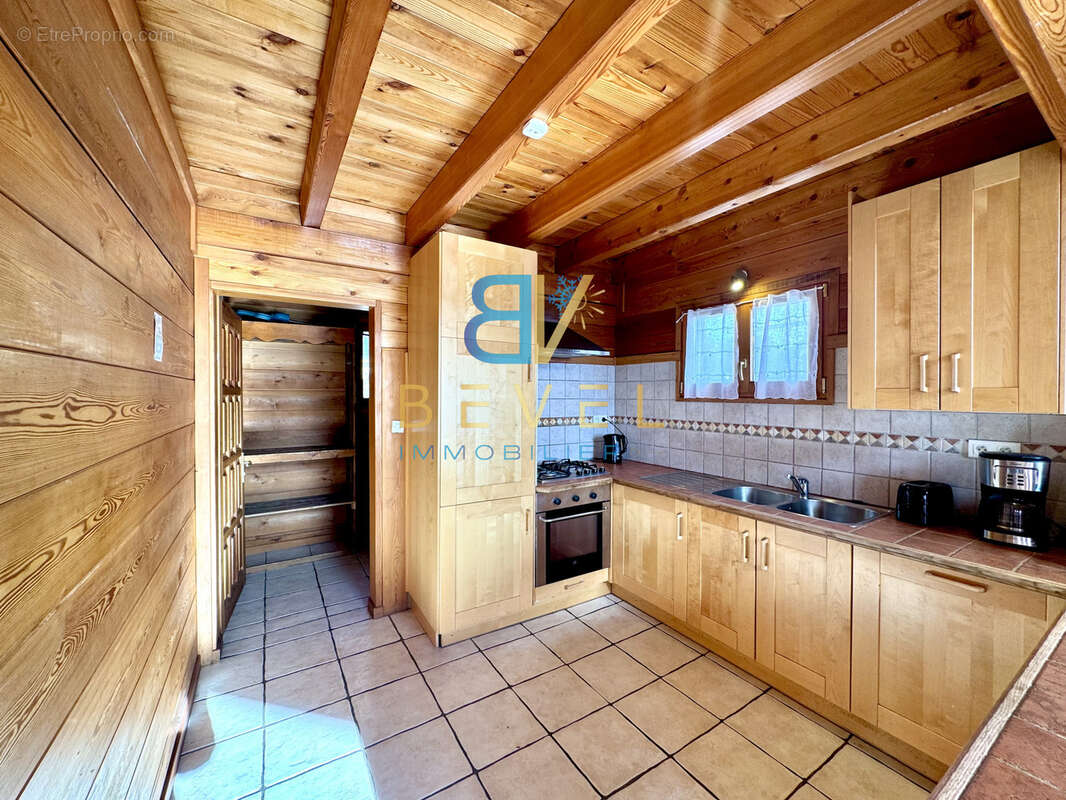 Maison à FONTCOUVERTE-LA-TOUSSUIRE