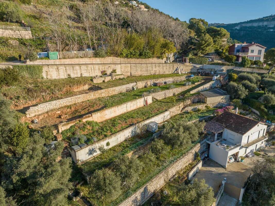 Maison à EZE