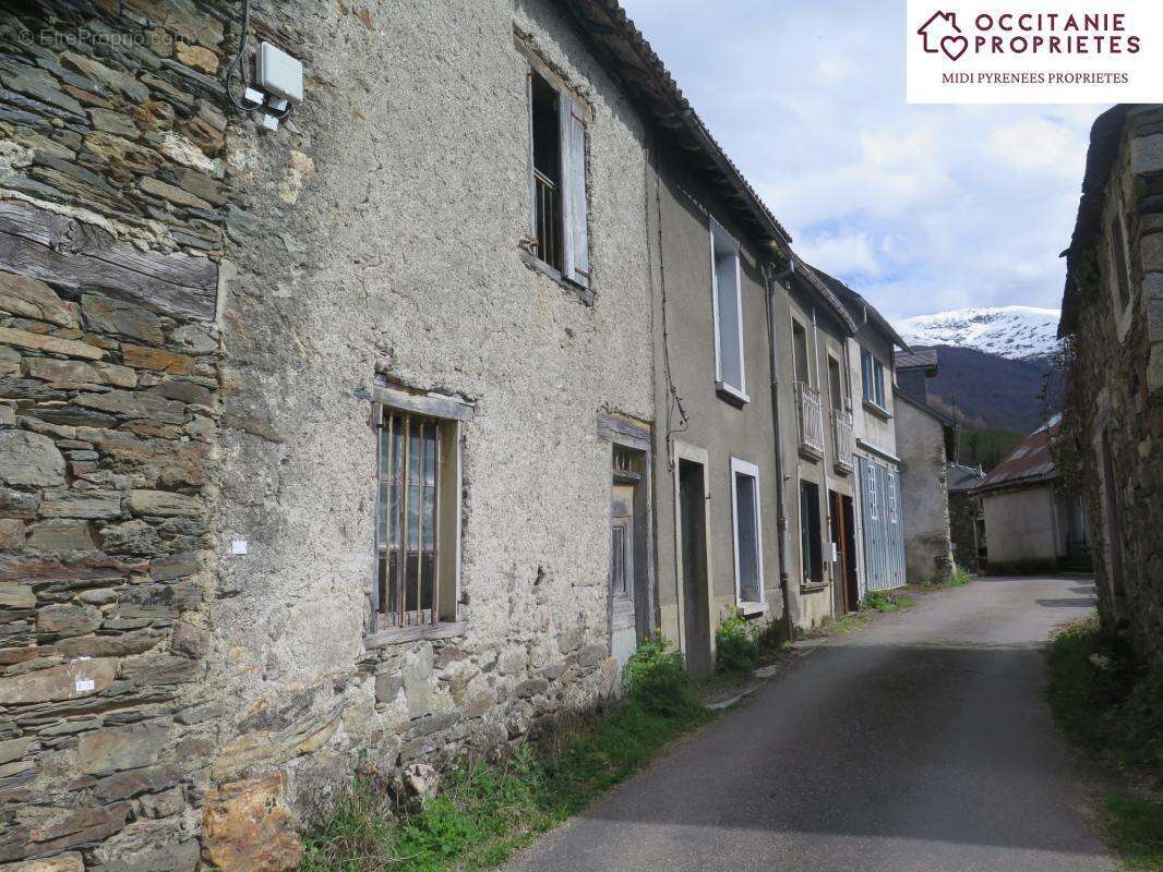 Maison à LE PORT