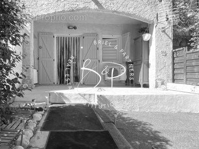 Appartement à LORGUES
