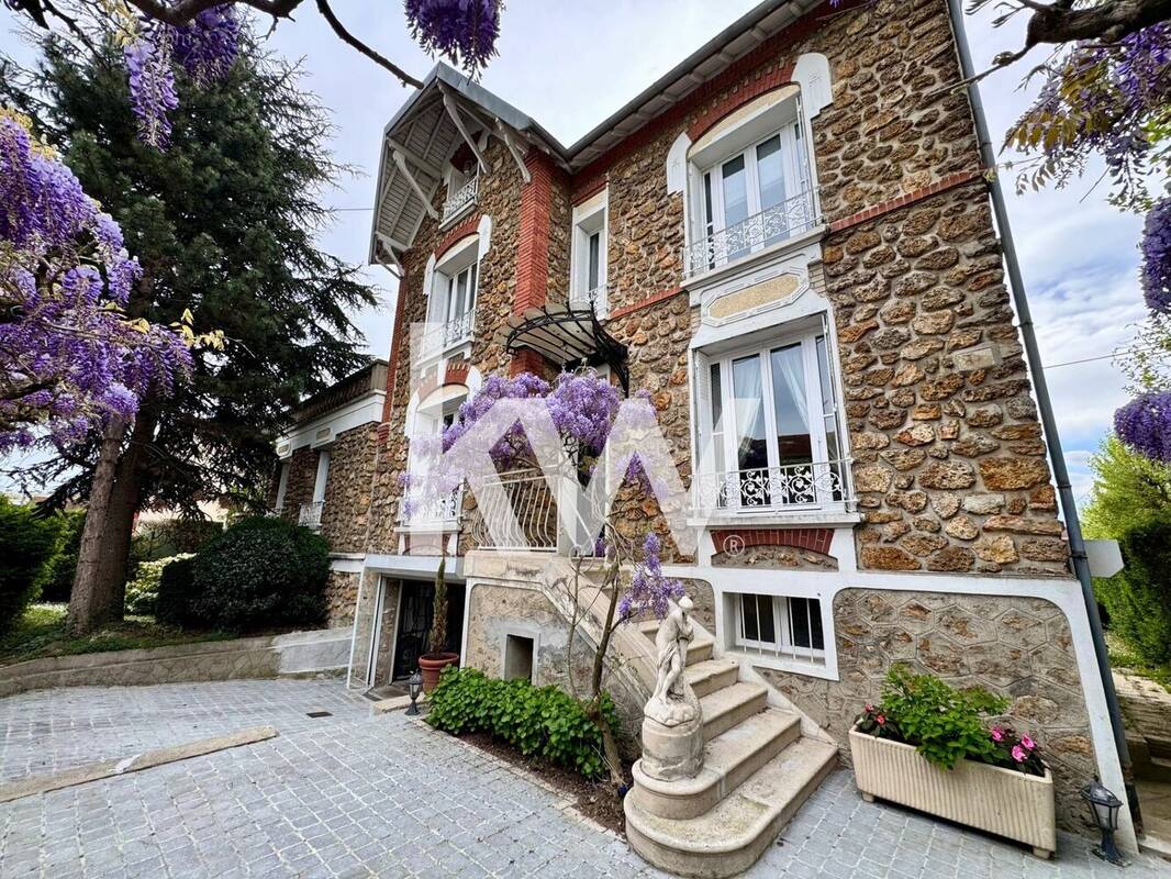 Maison à CHAMPIGNY-SUR-MARNE