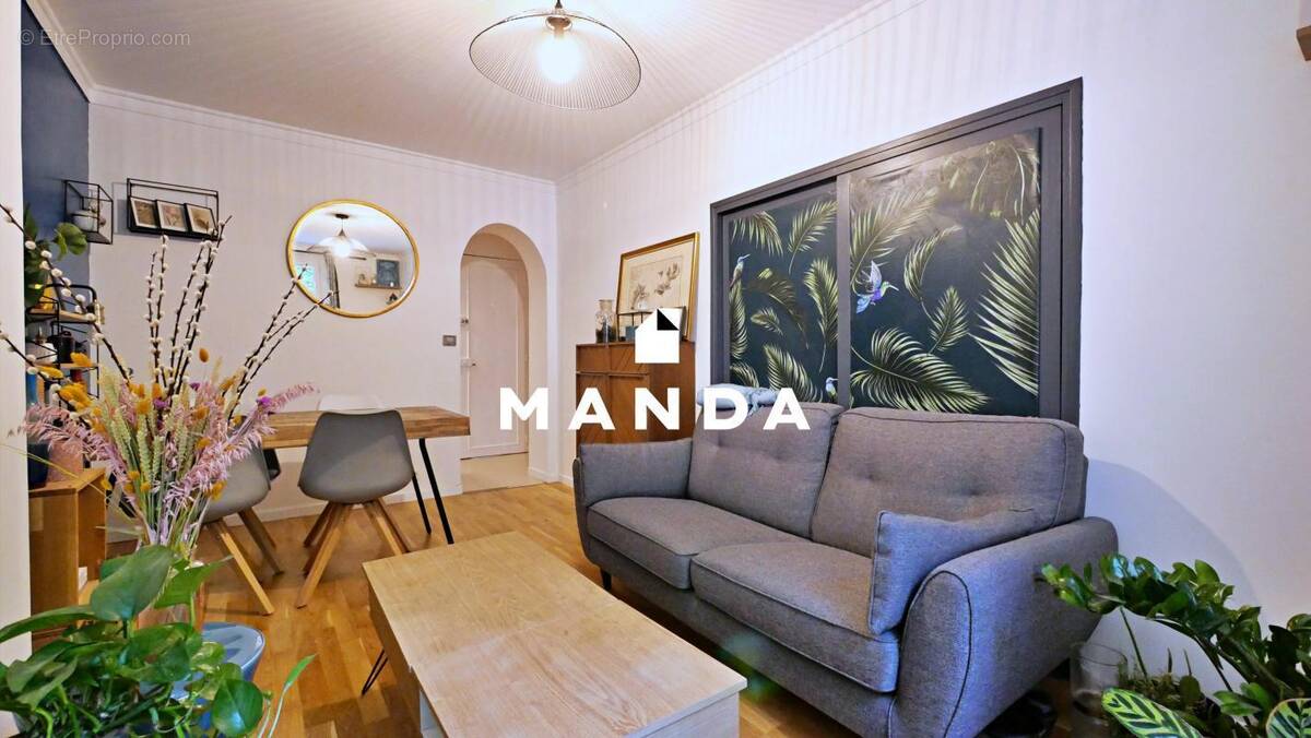 Appartement à PARIS-19E