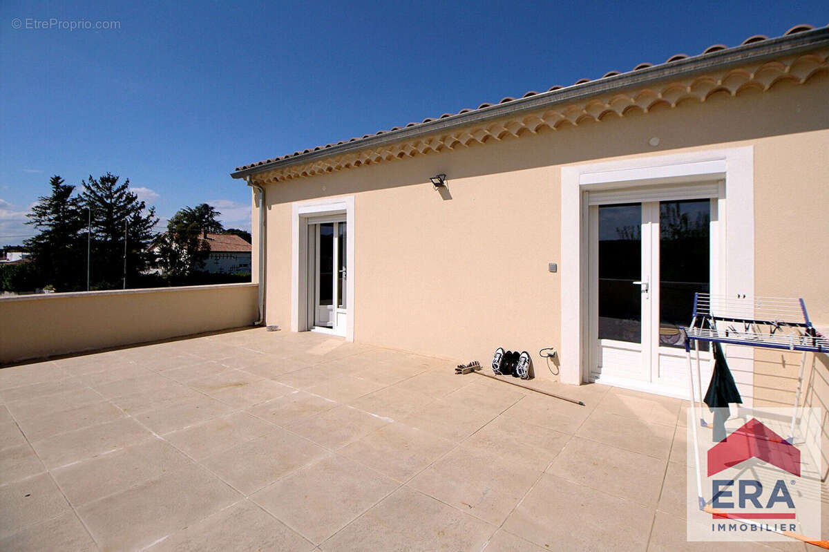 Maison à BOLLENE