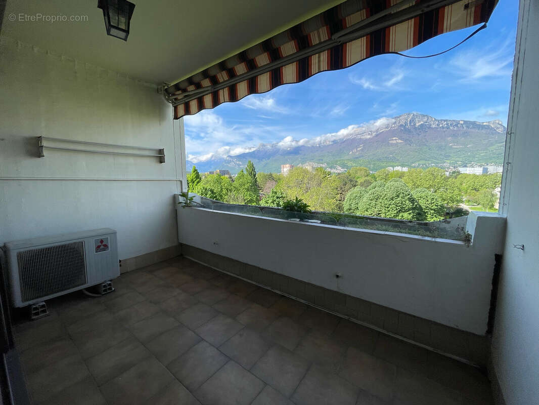 Appartement à ECHIROLLES