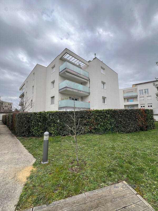 Appartement à SAINT-PRIEST