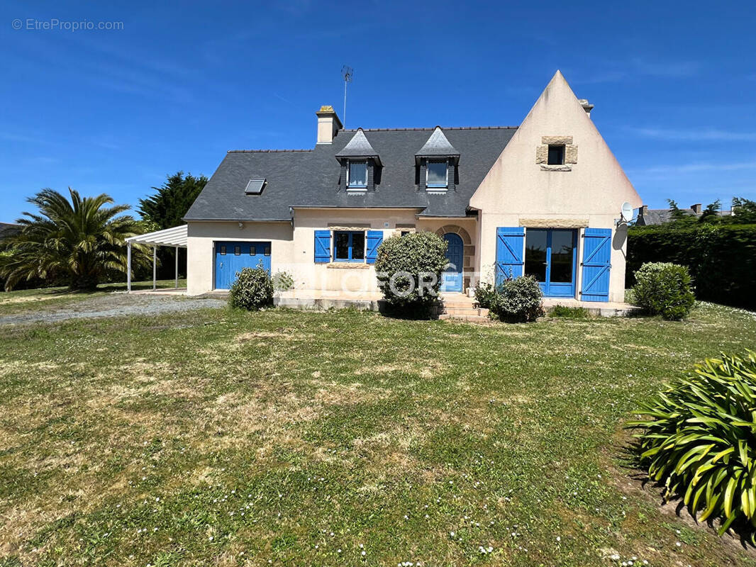 Maison à PLEUBIAN