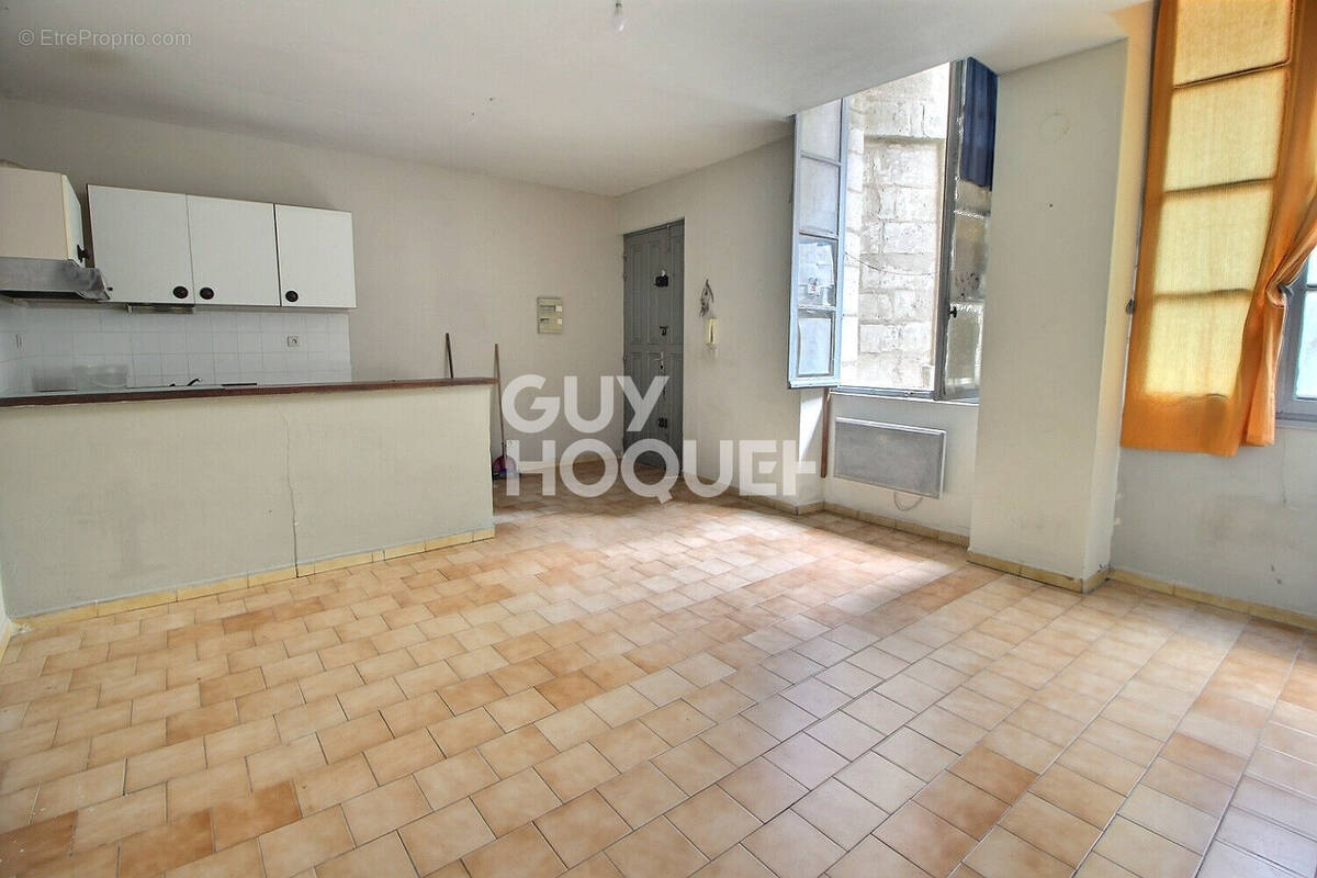 Appartement à BEAUCAIRE