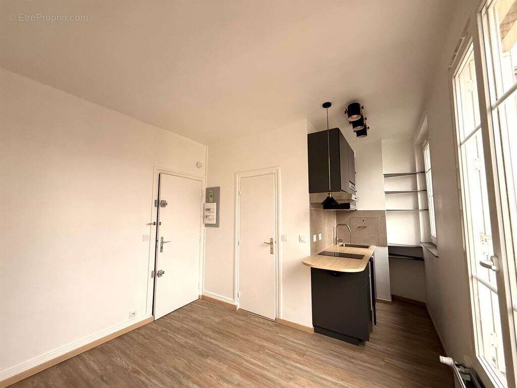 Appartement à PARIS-19E