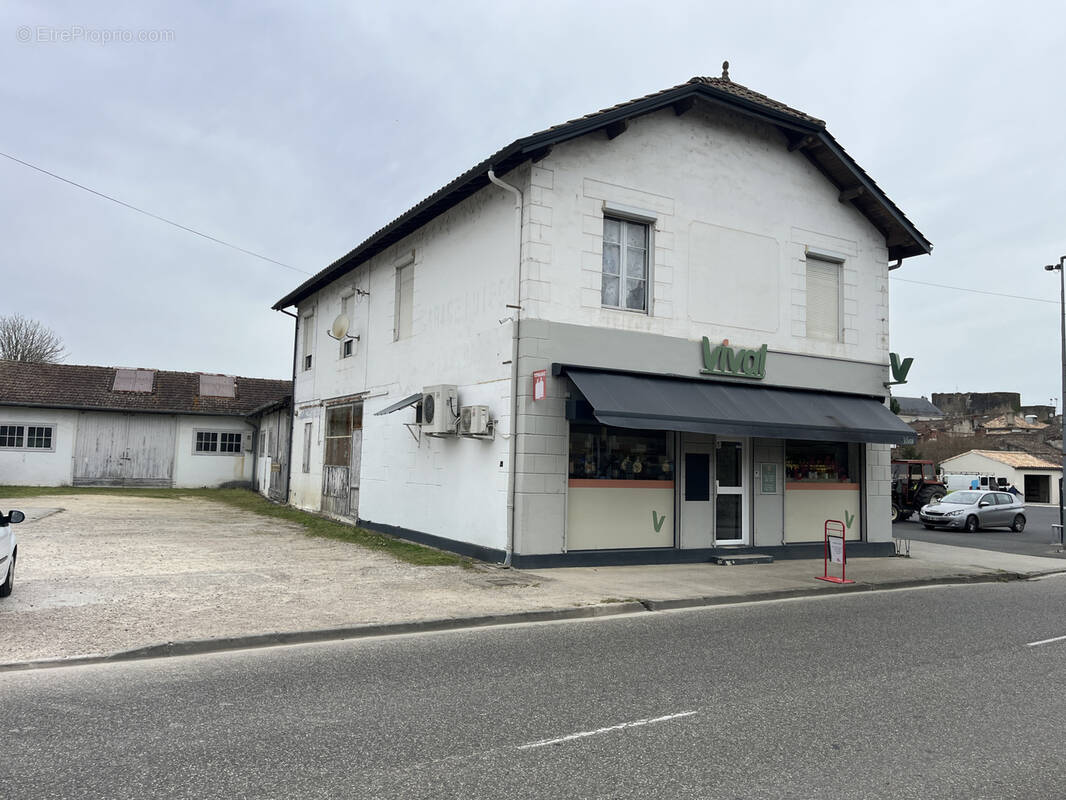 Appartement à VILLANDRAUT