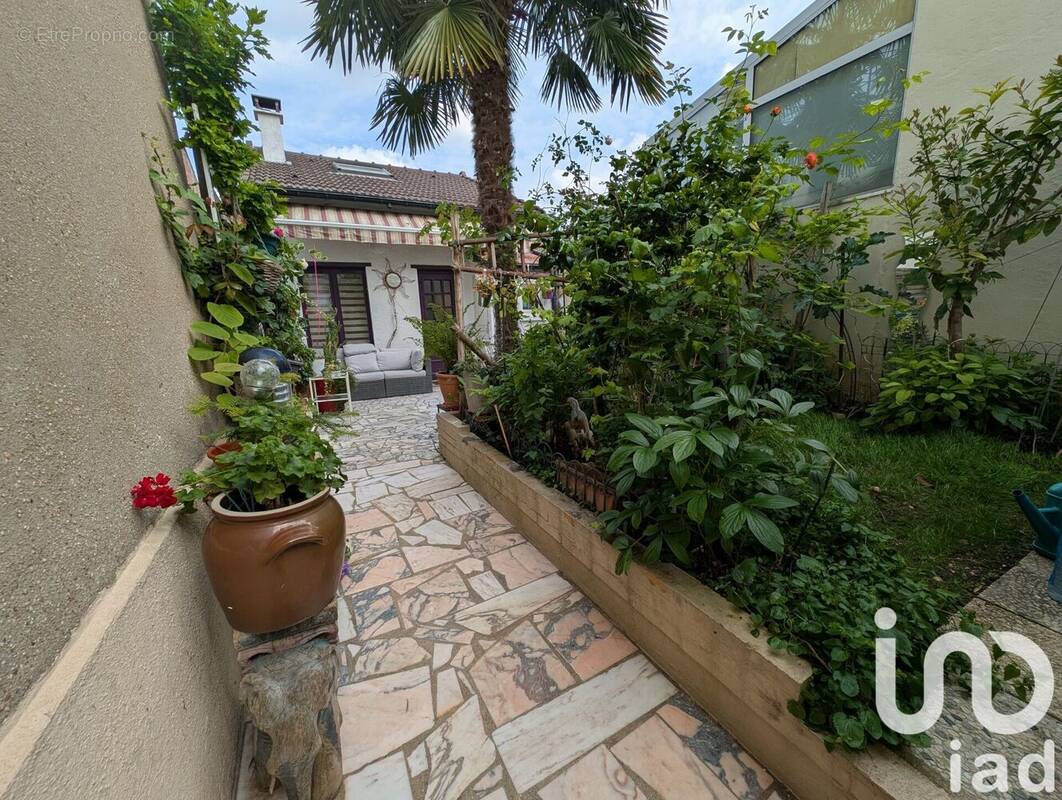 Photo 1 - Maison à ISSY-LES-MOULINEAUX