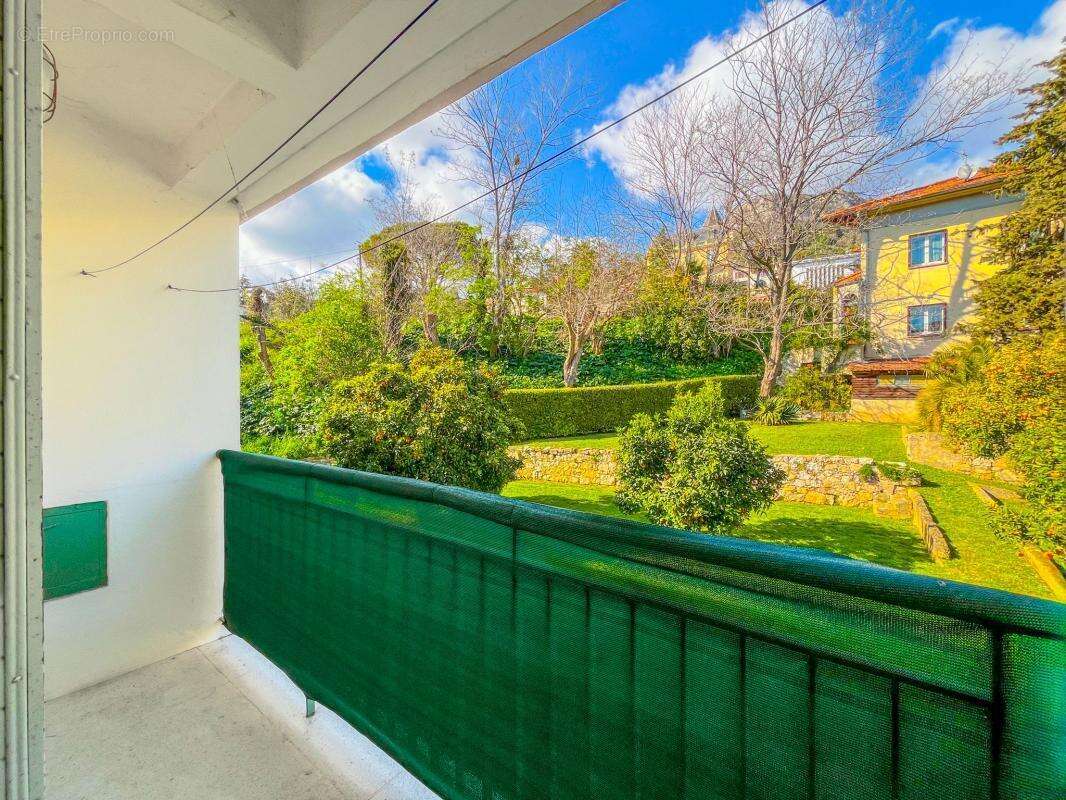 Appartement à VENCE
