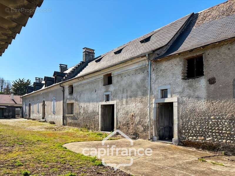Maison à LALOUBERE