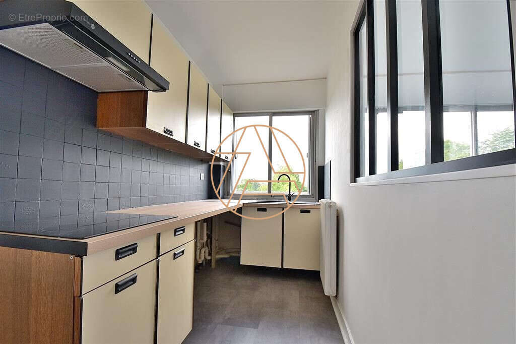 Appartement à SAINT-MAUR-DES-FOSSES