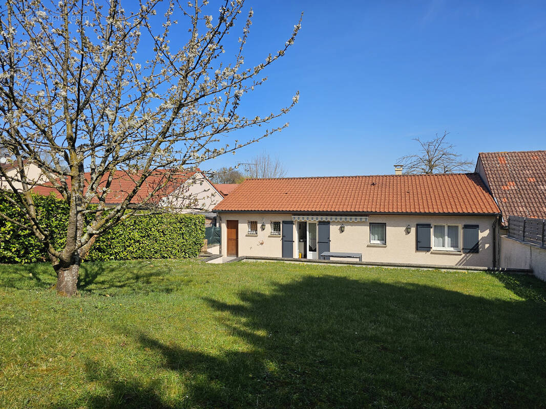 Maison à BELLERIVE-SUR-ALLIER