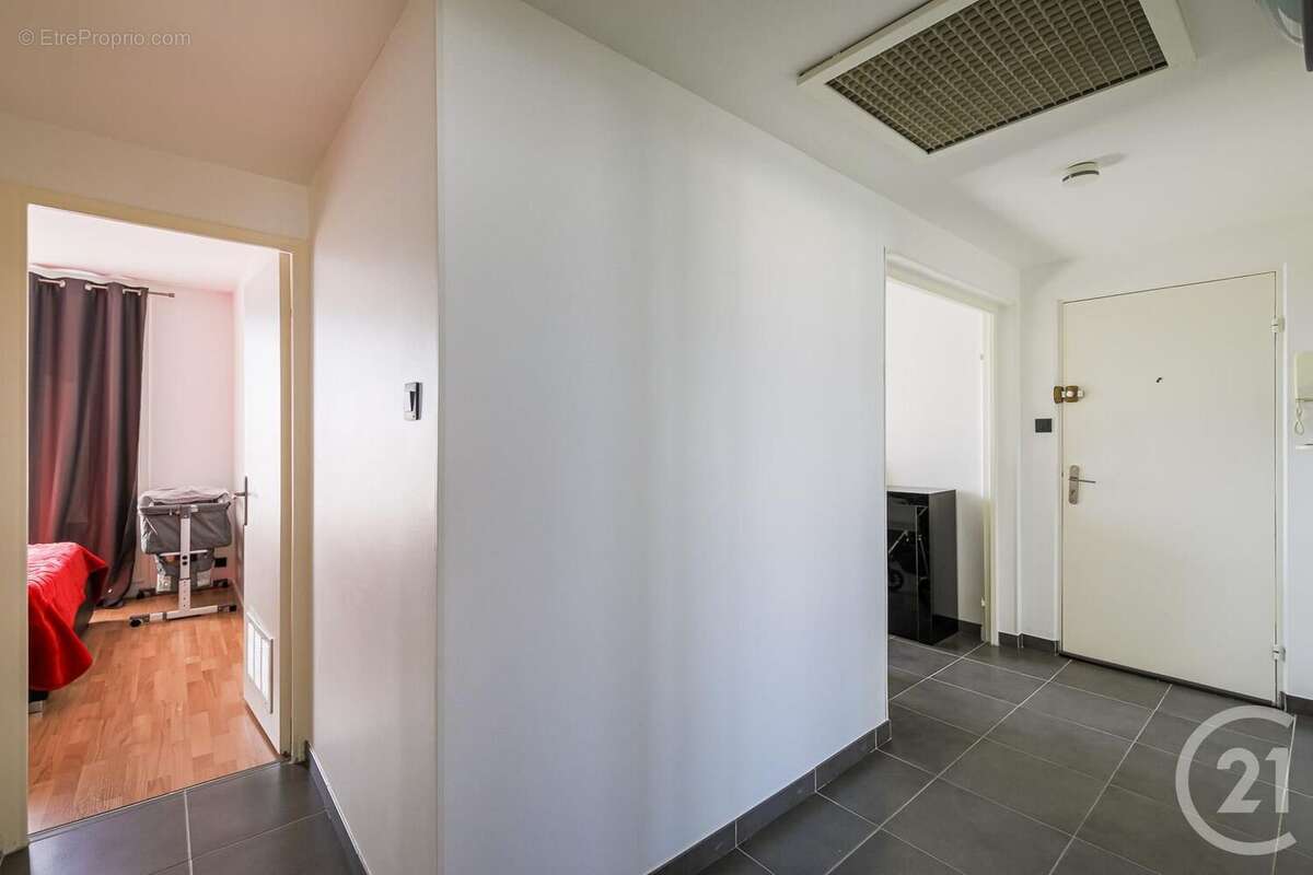 Appartement à LE PONT-DE-CLAIX