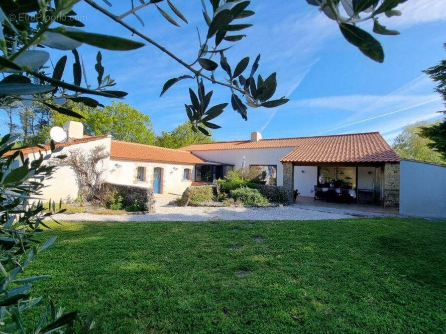 Maison à SOULLANS