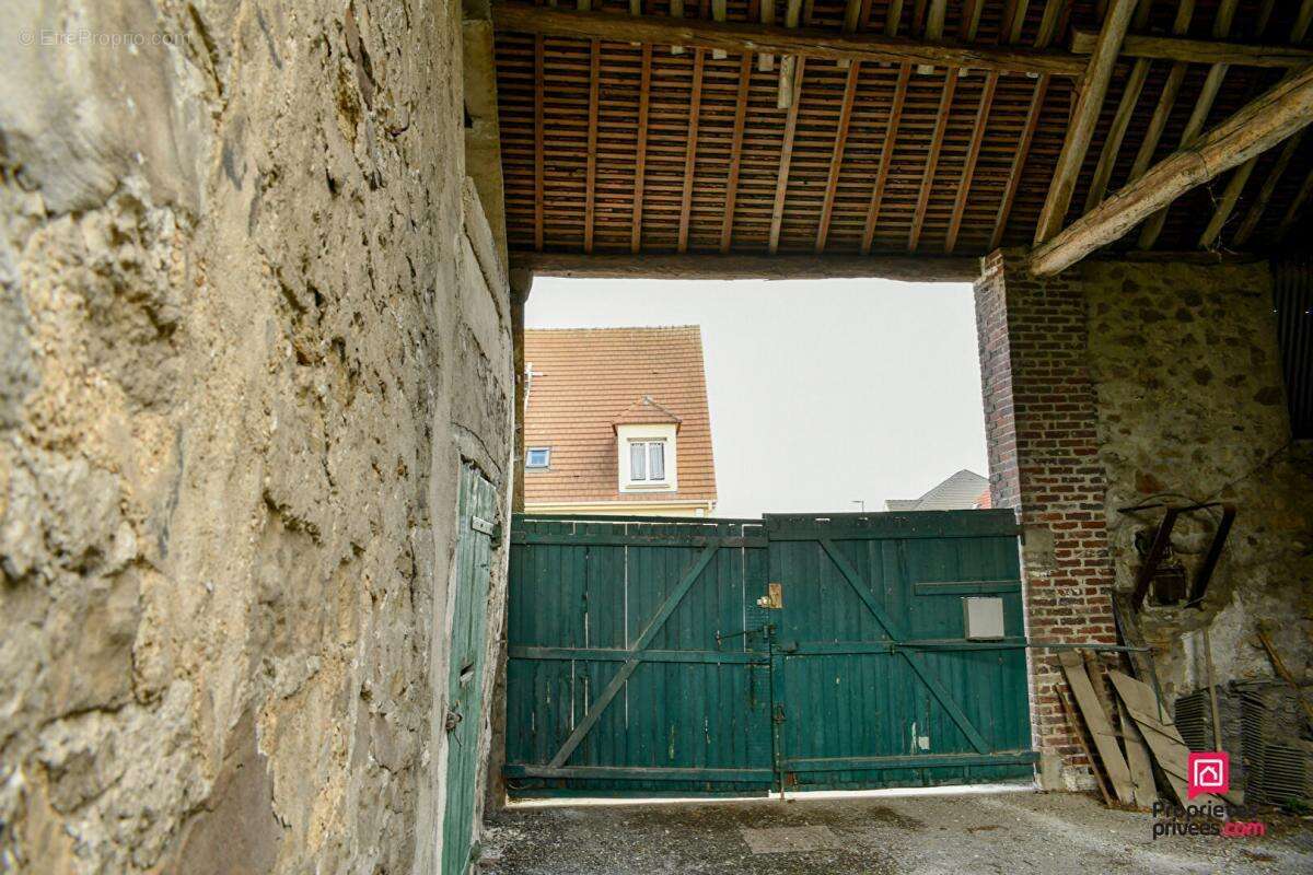 Maison à OTHIS