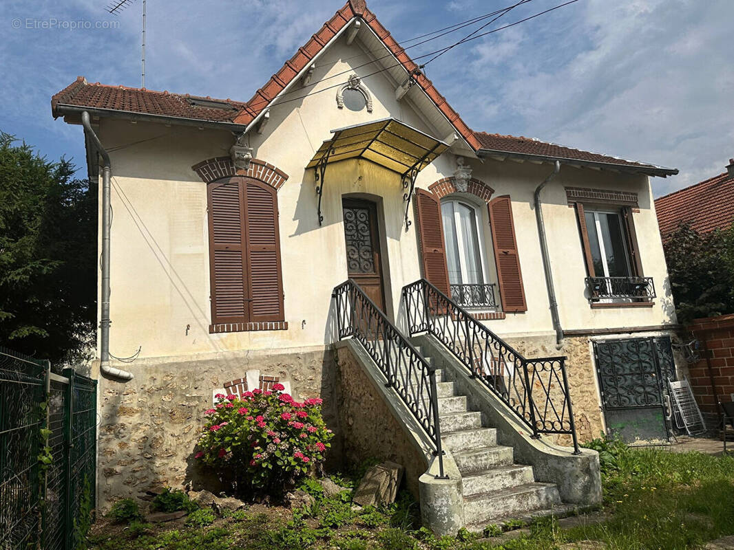 Maison à CHELLES