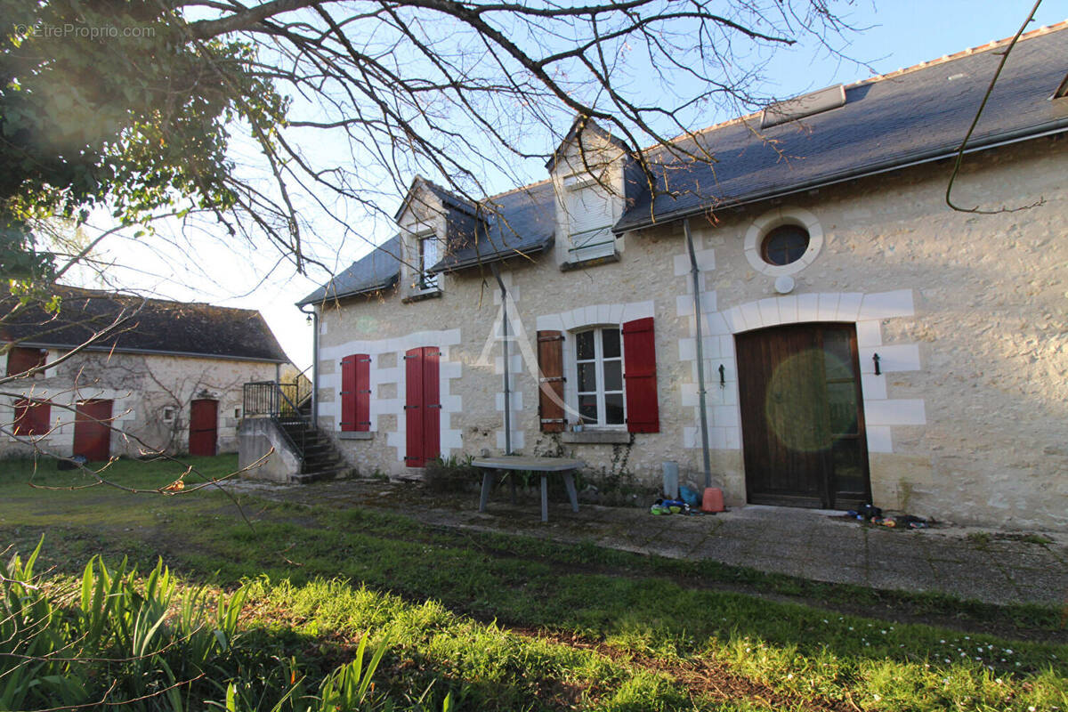 Maison à SAINT-QUENTIN-SUR-INDROIS