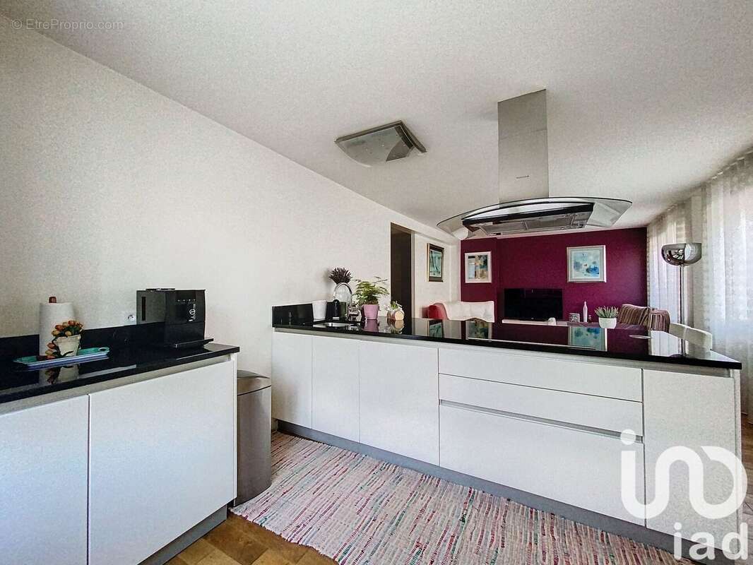 Photo 6 - Appartement à SAINT-MAUR-DES-FOSSES