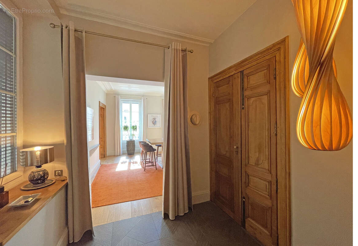 Appartement à NIMES
