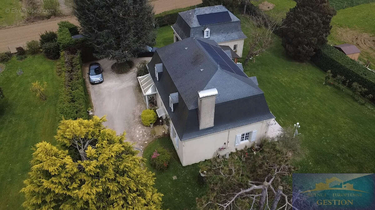 Maison à BARZUN