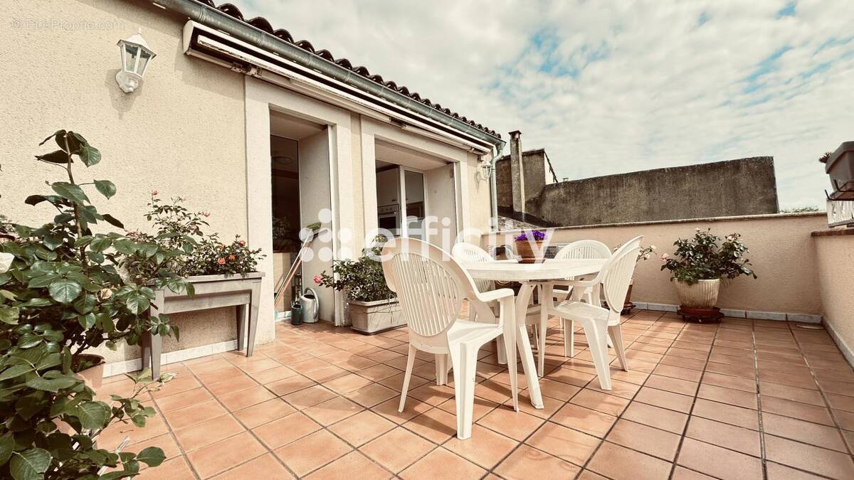 Maison à LAPALUD