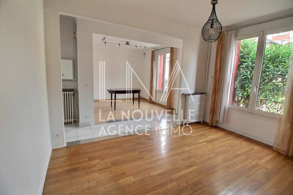 Maison à NOISY-LE-SEC