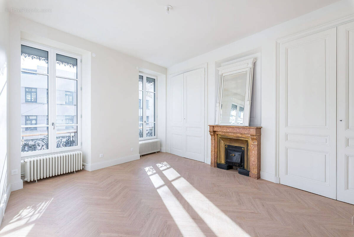 Appartement à LYON-7E