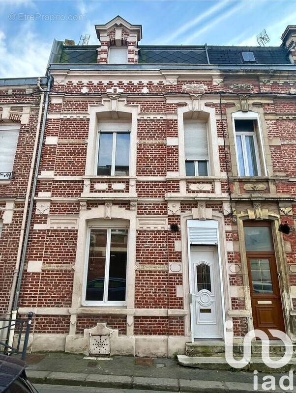 Photo 1 - Maison à SAINT-QUENTIN