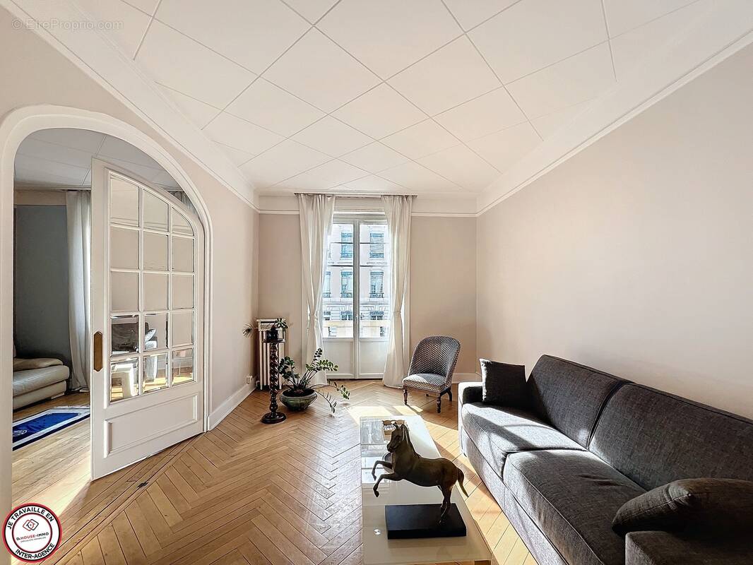 Appartement à LYON-6E