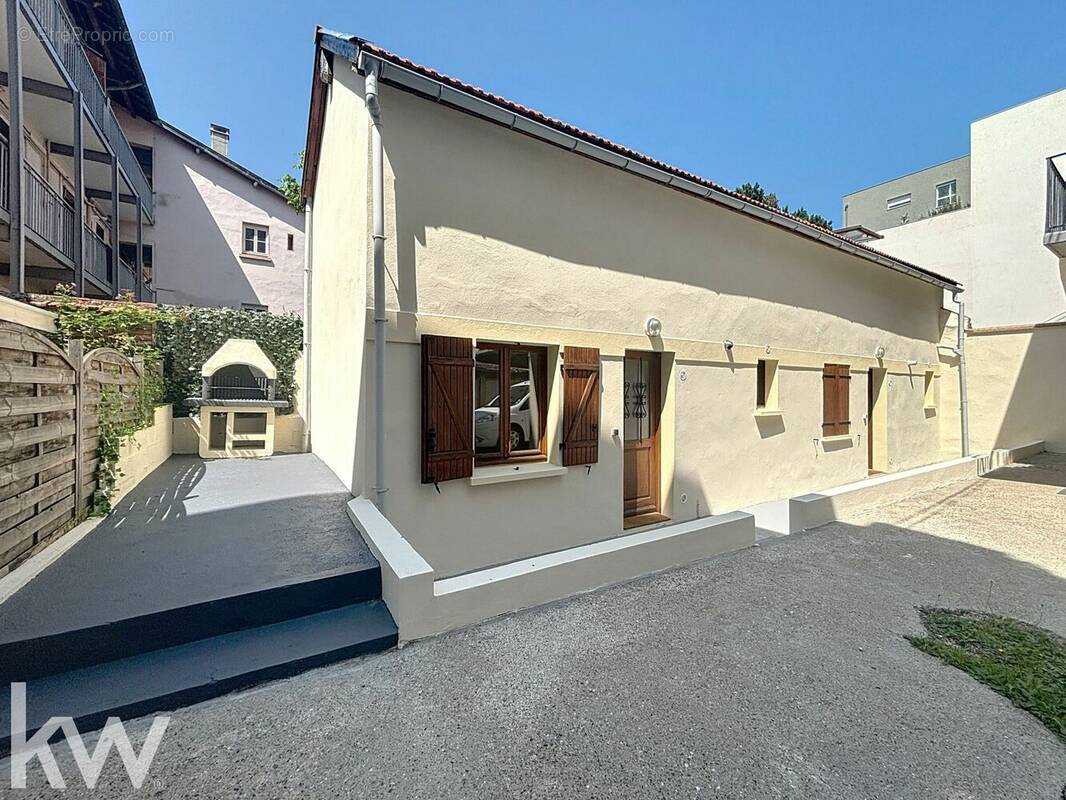 Appartement à VILLEURBANNE