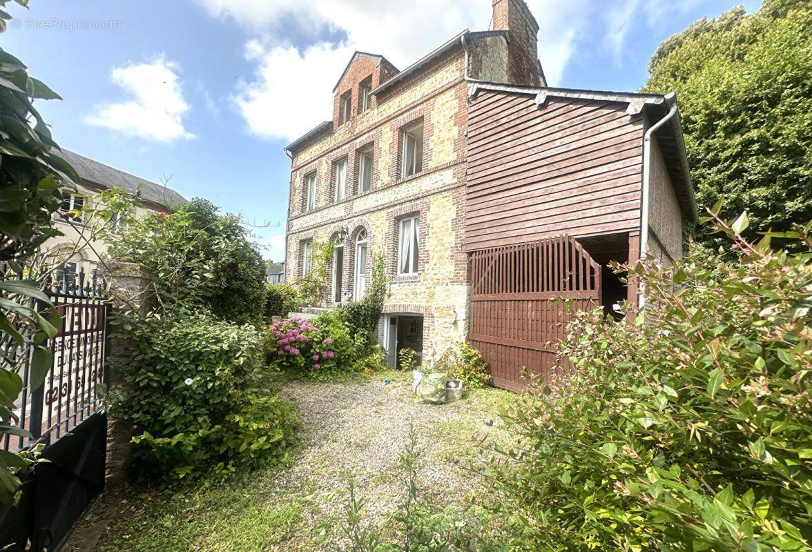 Maison à PONT-L&#039;EVEQUE