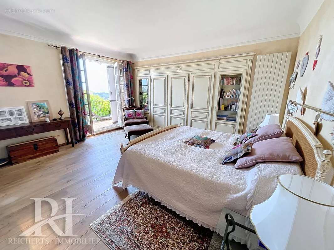 Maison à MOUGINS