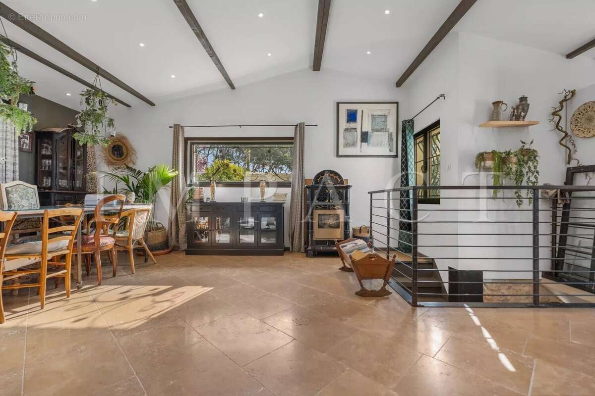 Maison à ANTIBES