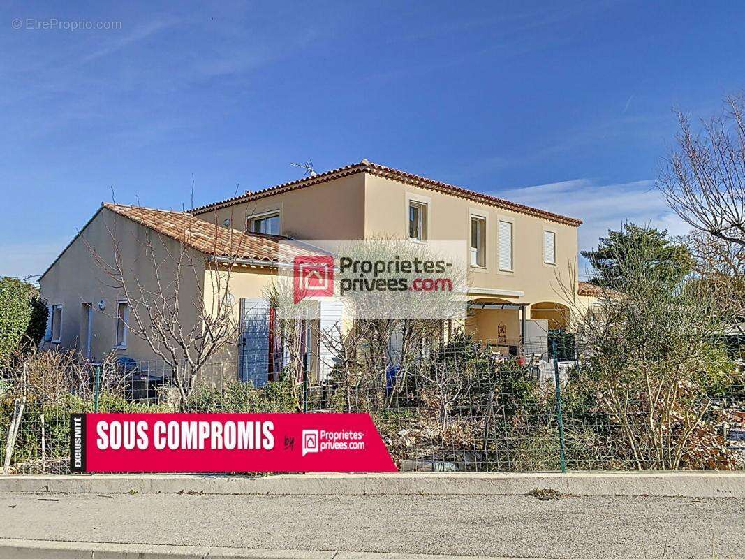 Appartement à PLAN-D&#039;AUPS-SAINTE-BAUME