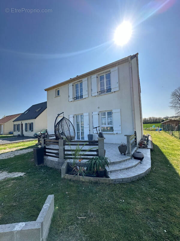 Maison à SAINT-JUST-EN-CHAUSSEE