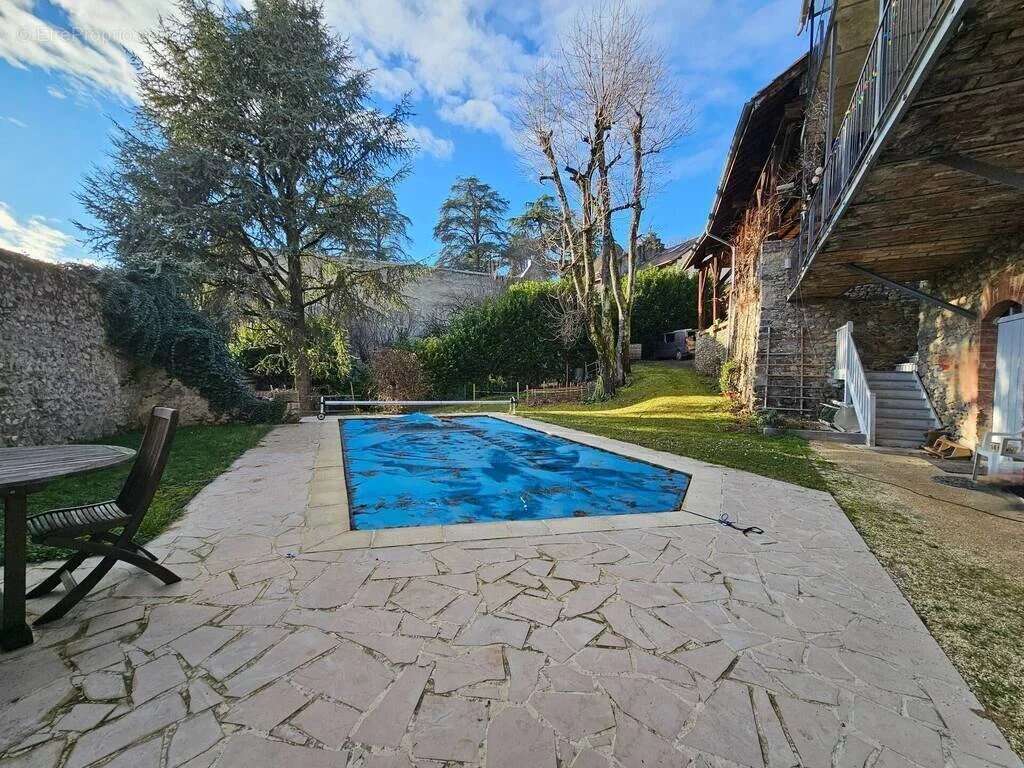 Maison à RIVES