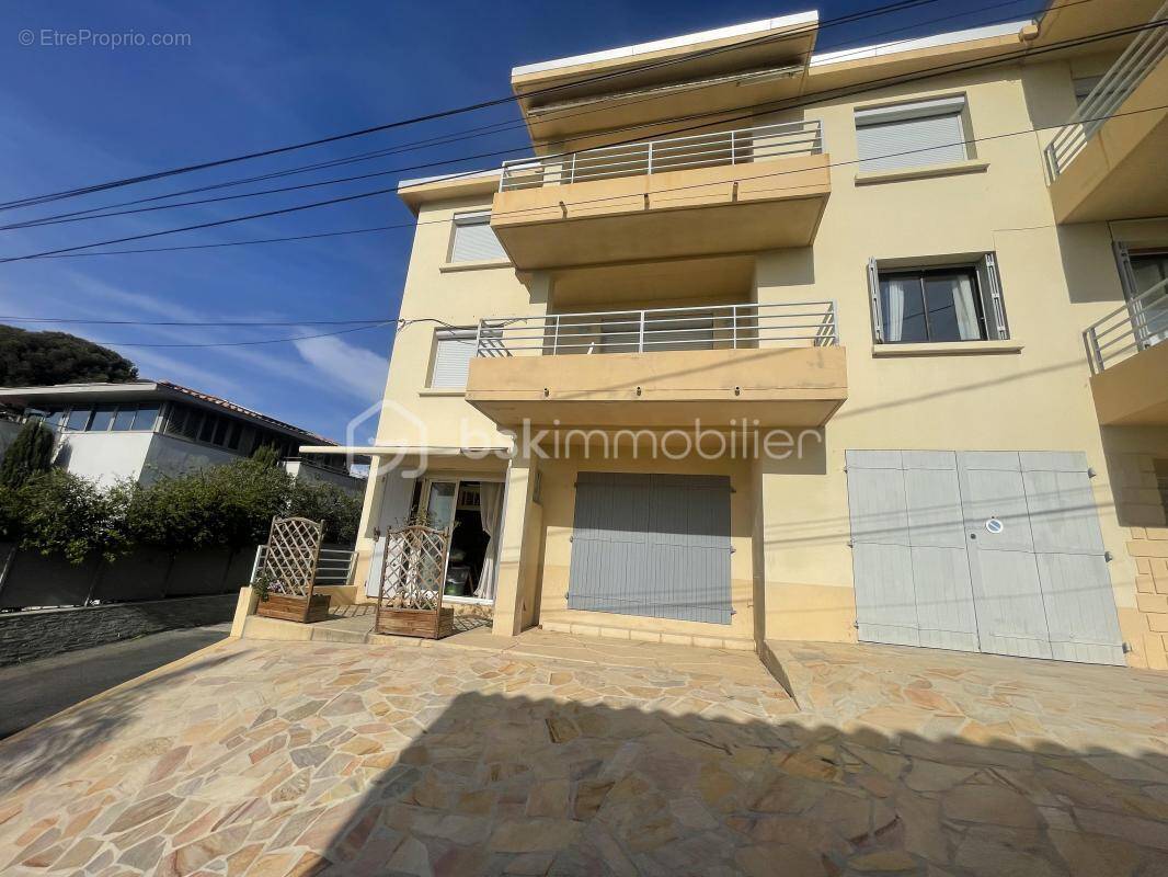 Appartement à SANARY-SUR-MER