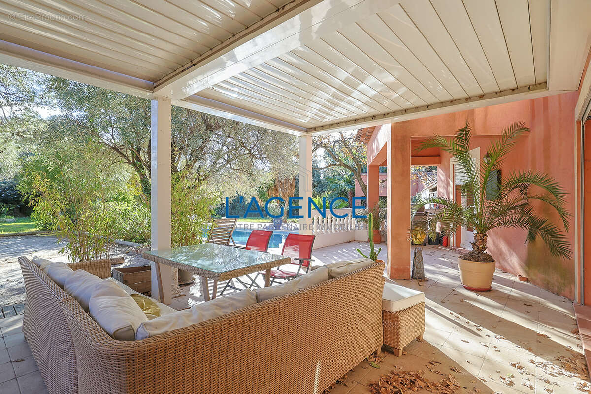 Maison à LA FARLEDE