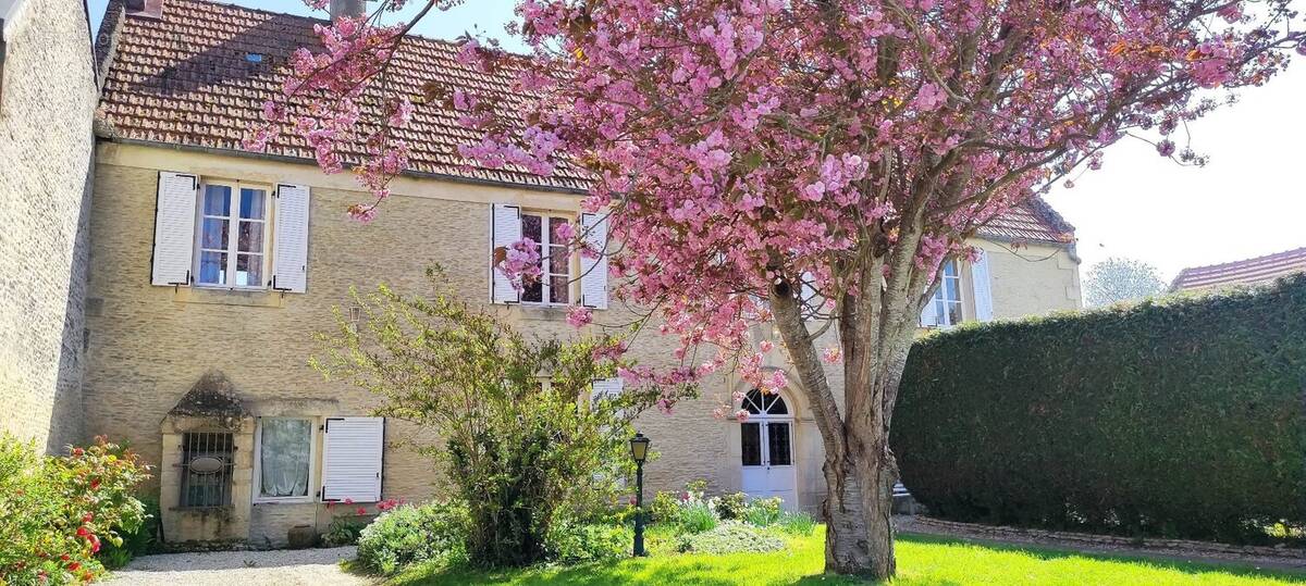 Maison à ARGENCES