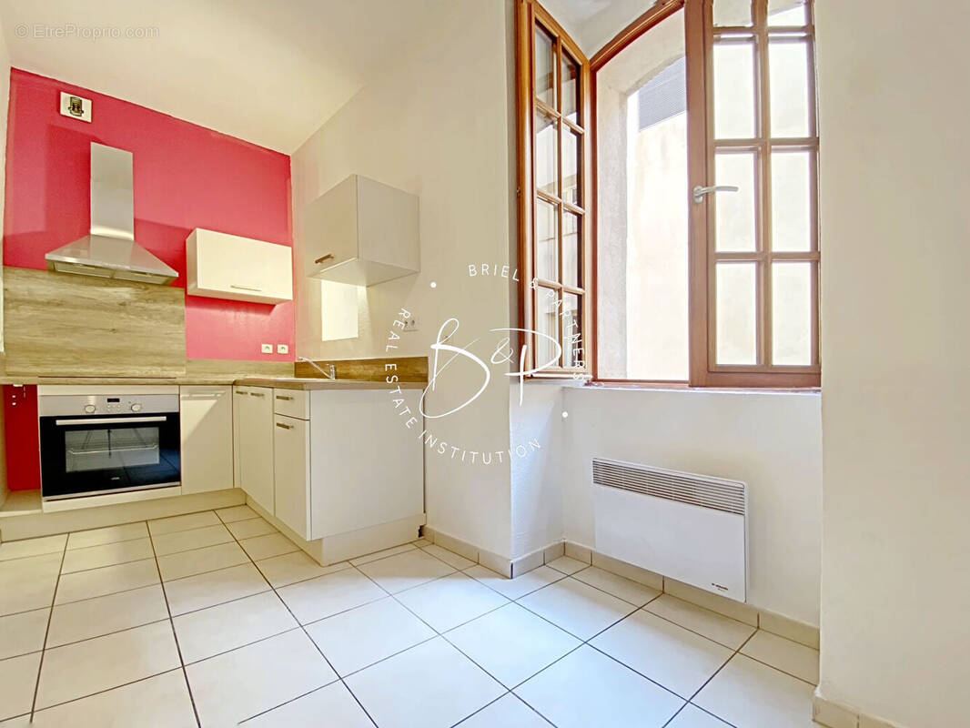 Appartement à LORGUES