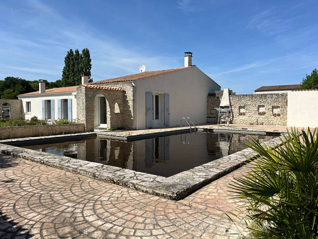 Maison à LE CHATEAU-D&#039;OLERON